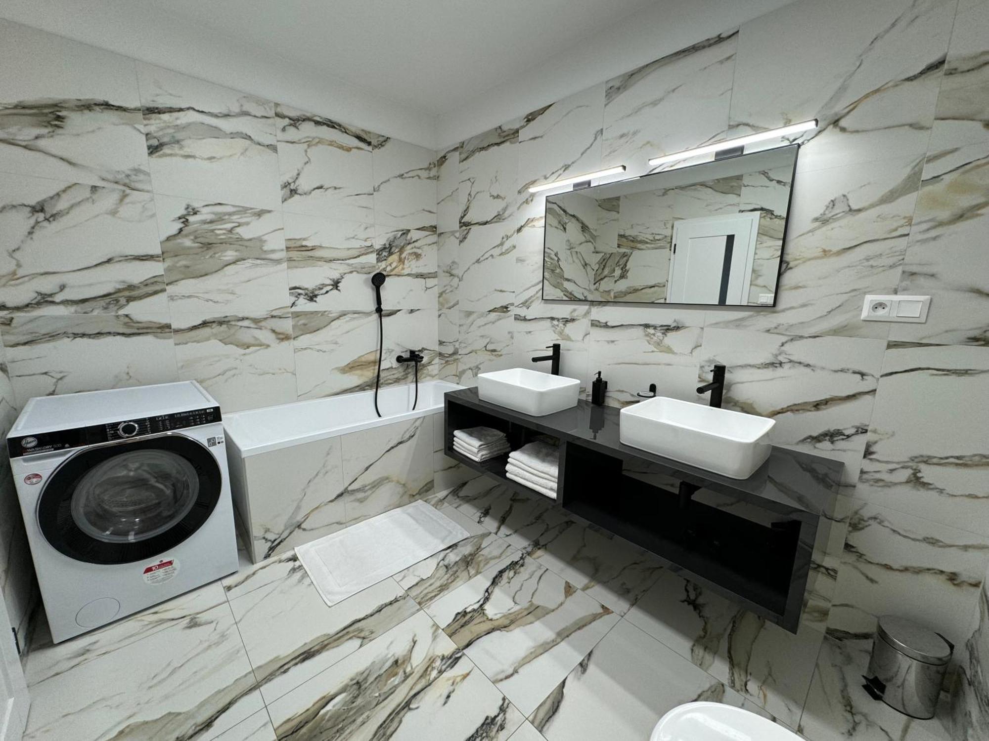 Project Ik Luxury Apartments Sered' Exterior foto